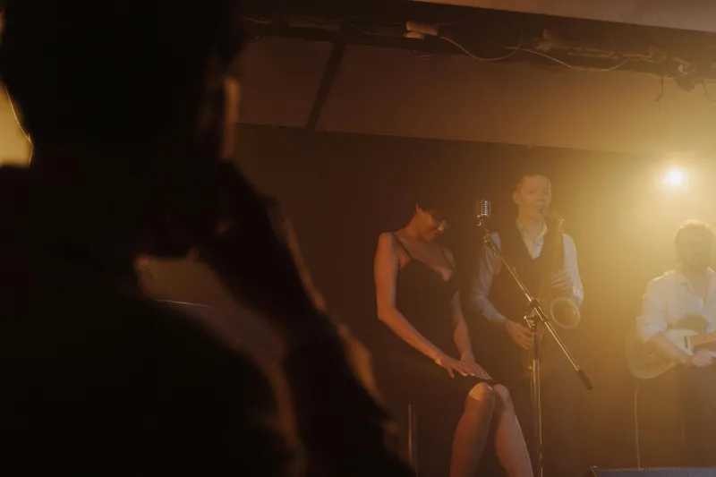Circle Songs and Borrowed Rooms: Inside the Folk Clubs That Forged Britain's Musical Soul