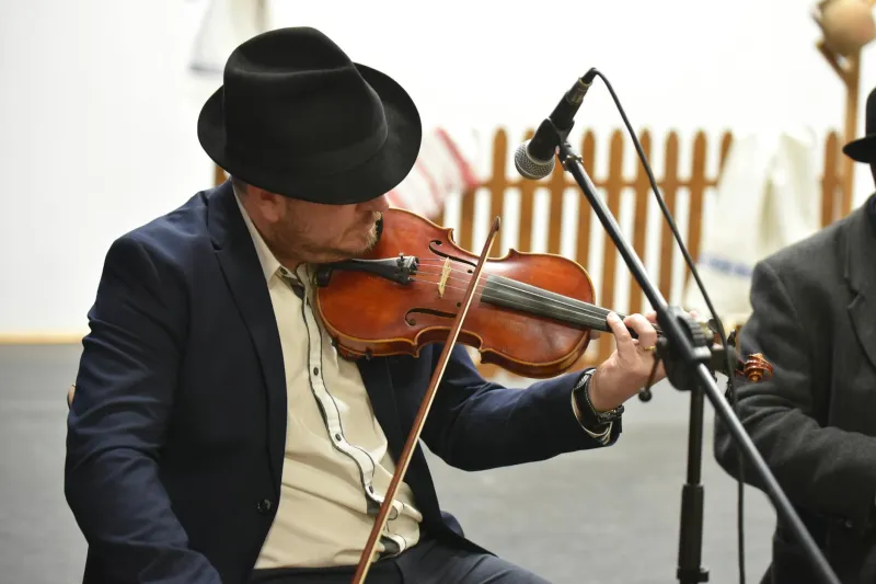 The Keepers of the Road: Scotland's Travellers and the Songs That Never Stopped Moving